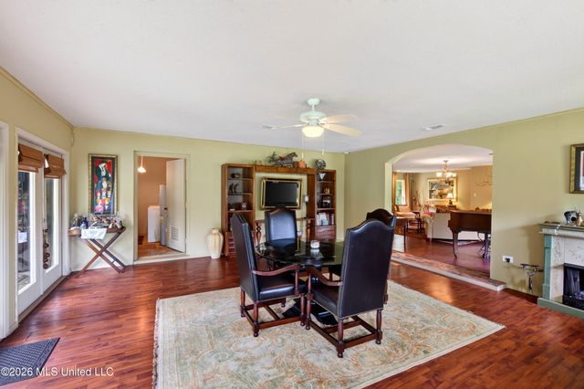 13239 Old Woolmarket Road, Biloxi, MS 39532