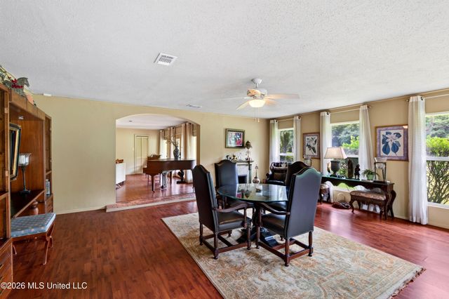 13239 Old Woolmarket Road, Biloxi, MS 39532