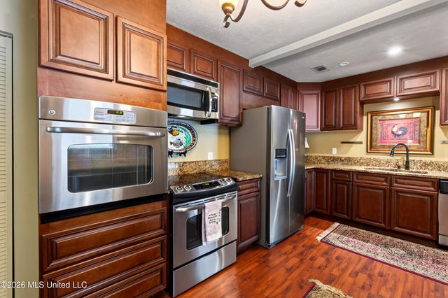 13239 Old Woolmarket Road, Biloxi, MS 39532