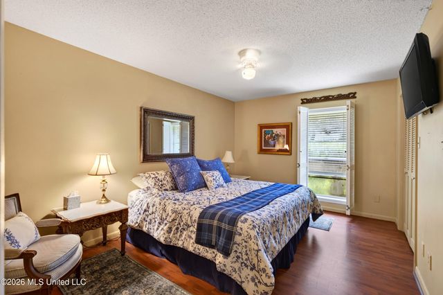 13239 Old Woolmarket Road, Biloxi, MS 39532