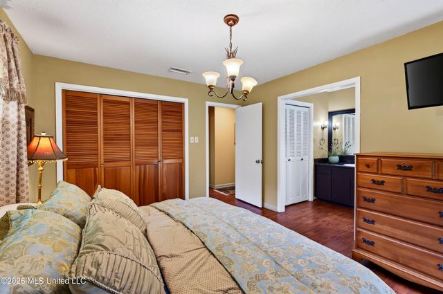 13239 Old Woolmarket Road, Biloxi, MS 39532