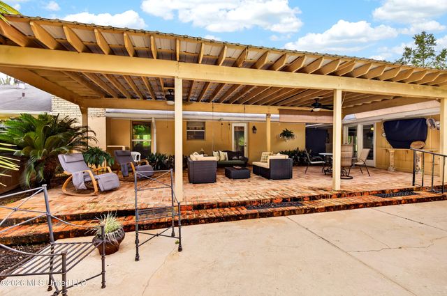 13239 Old Woolmarket Road, Biloxi, MS 39532