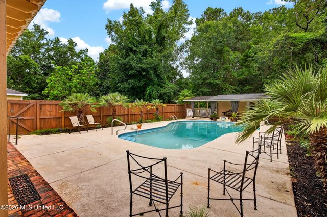 13239 Old Woolmarket Road, Biloxi, MS 39532
