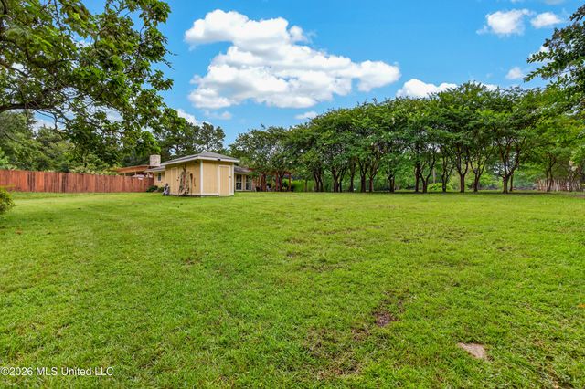 13239 Old Woolmarket Road, Biloxi, MS 39532