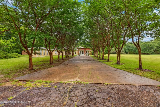 13239 Old Woolmarket Road, Biloxi, MS 39532