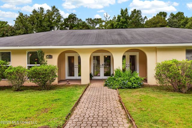 13239 Old Woolmarket Road, Biloxi, MS 39532