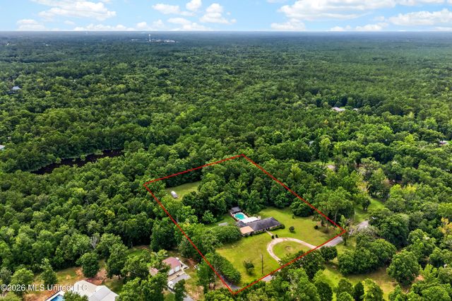 13239 Old Woolmarket Road, Biloxi, MS 39532