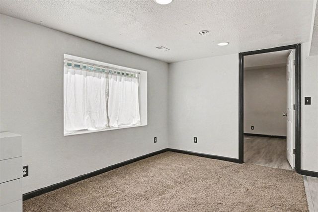 215 S Lincoln Avenue, Three Rivers, MI 49093