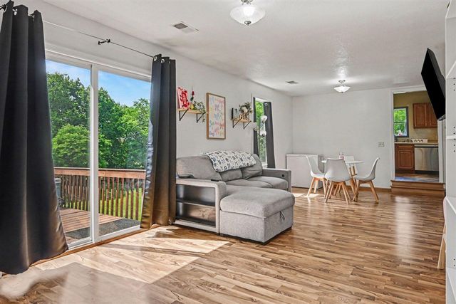 215 S Lincoln Avenue, Three Rivers, MI 49093