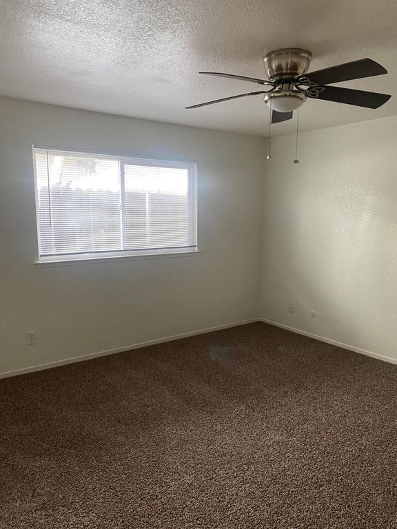 Image 18 of property listing at 3136 W Austin Way, Fresno, CA 93722