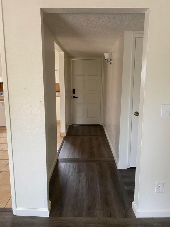 Image 27 of property listing at 3136 W Austin Way, Fresno, CA 93722