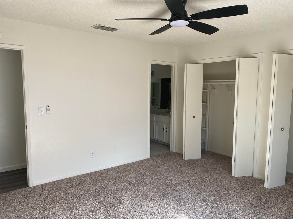 Image 36 of property listing at 3136 W Austin Way, Fresno, CA 93722