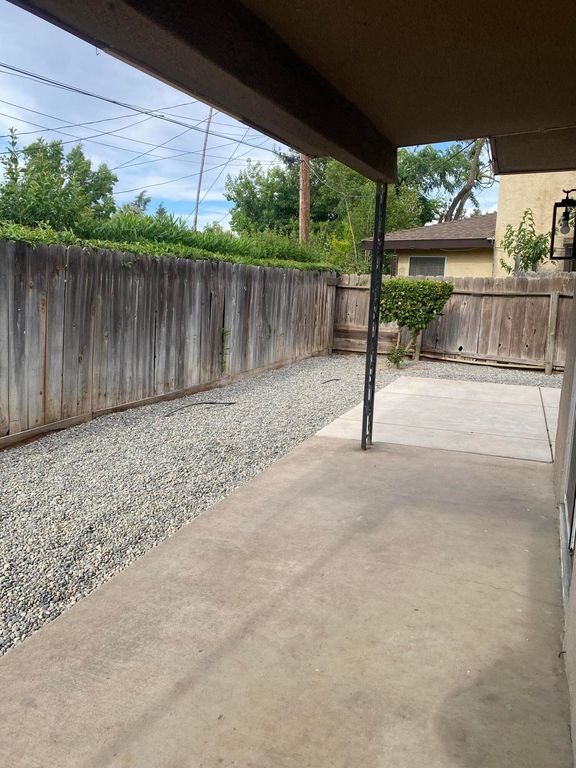 Image 51 of property listing at 3136 W Austin Way, Fresno, CA 93722