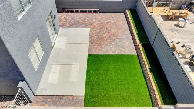 5929 Autumn Harvest Ave Avenue, Las Vegas, NV 89142