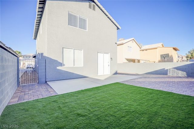 5929 Autumn Harvest Ave Avenue, Las Vegas, NV 89142