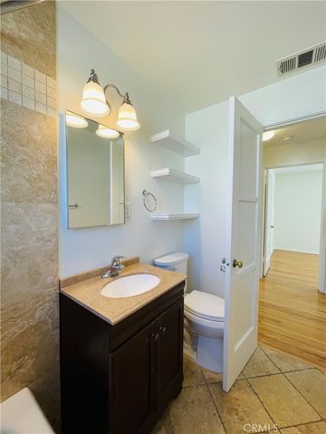 8465 Quartz Avenue, Winnetka, CA 91306