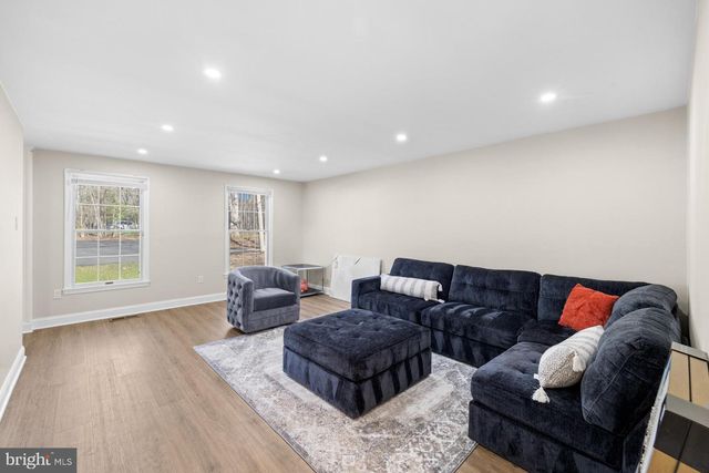 2907 ACCOKEEK RD W, Accokeek, MD 20607