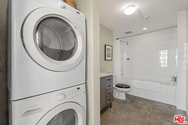 315 E 8th Street 1004, Los Angeles, CA 90014
