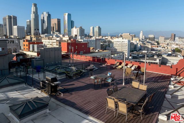 315 E 8th Street 1004, Los Angeles, CA 90014
