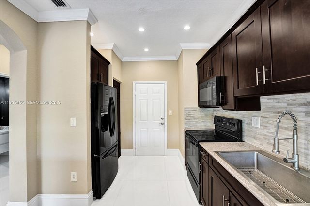 5144 SW 141st Ter, Miramar, FL 33027