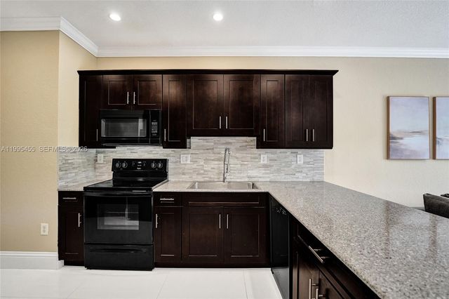 5144 SW 141st Ter, Miramar, FL 33027