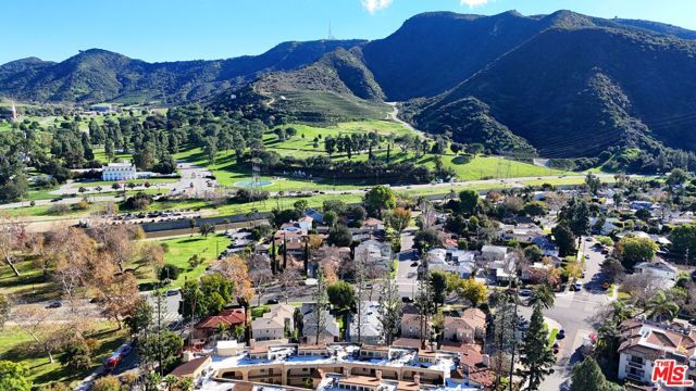 2912 W Riverside Drive, Burbank, CA 91505