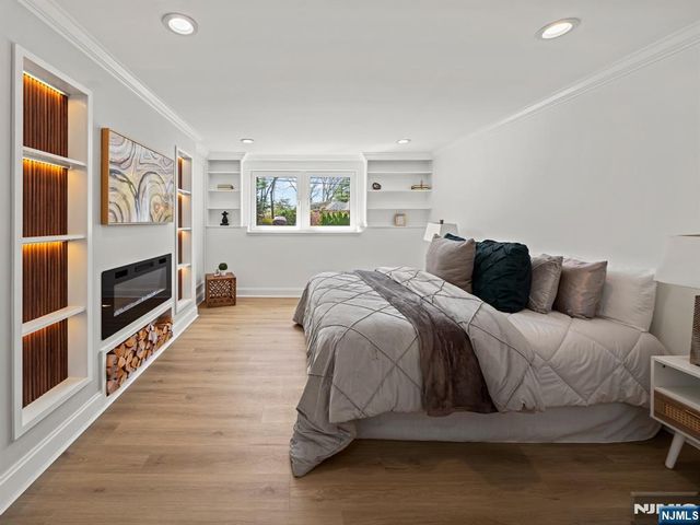 22-35 Radburn Road, Fair Lawn, NJ 07410