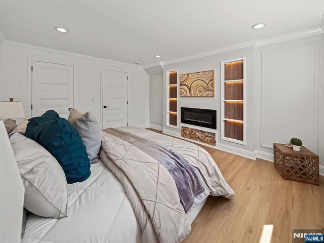 22-35 Radburn Road, Fair Lawn, NJ 07410