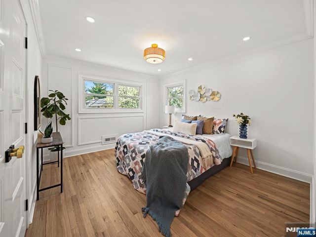 22-35 Radburn Road, Fair Lawn, NJ 07410