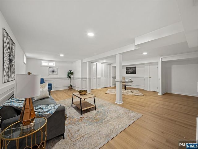 22-35 Radburn Road, Fair Lawn, NJ 07410