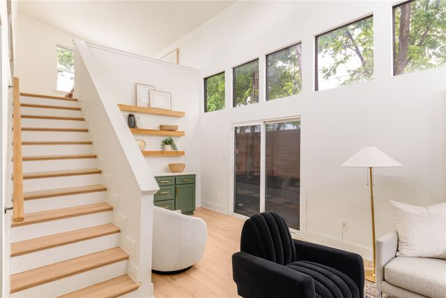 3611 Marsh Lane Place, Dallas, TX 75220