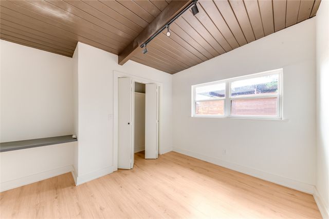 3611 Marsh Lane Place, Dallas, TX 75220