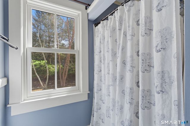 104 Putnam Road, Pomfret, CT 06259