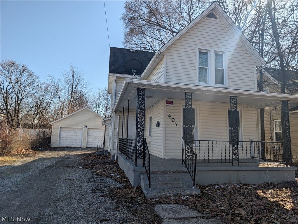 407 W 22nd Street, Lorain, OH 44052