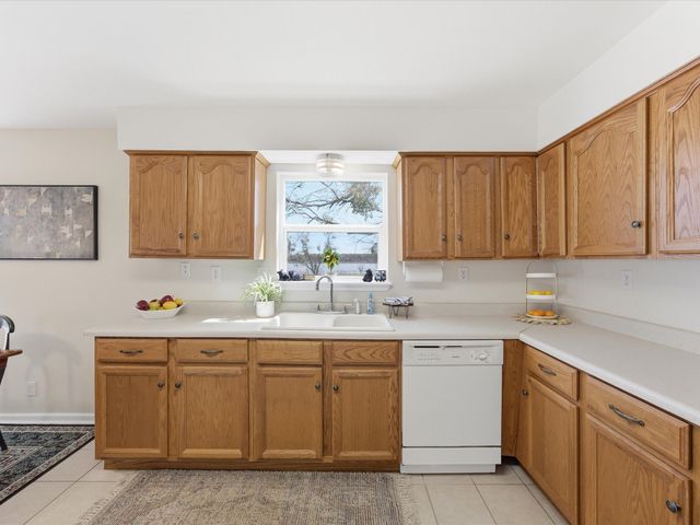 707 Marco Drive, Runaway Bay, TX 76426