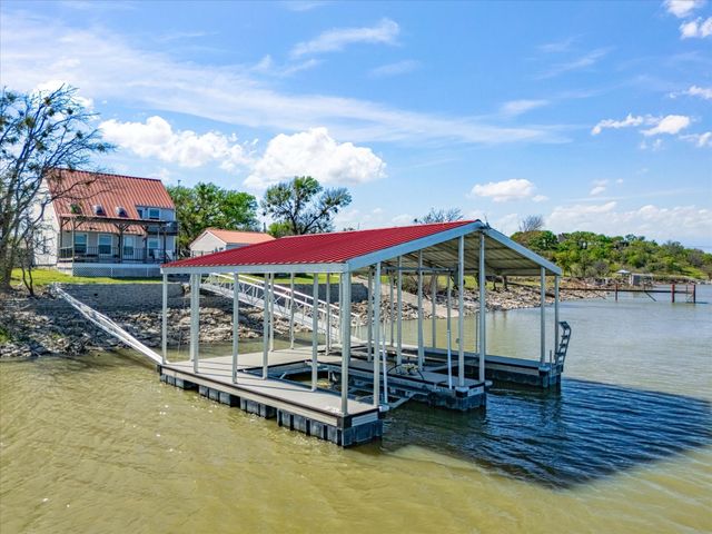 707 Marco Drive, Runaway Bay, TX 76426