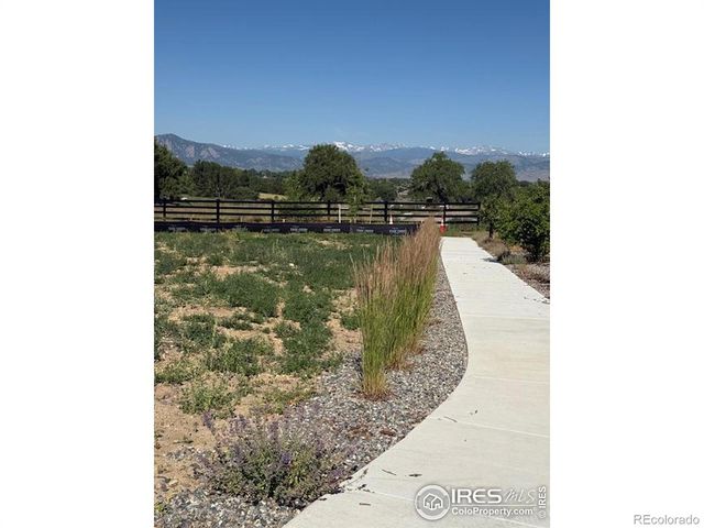 921 Latigo Loop, Lafayette, CO 80026