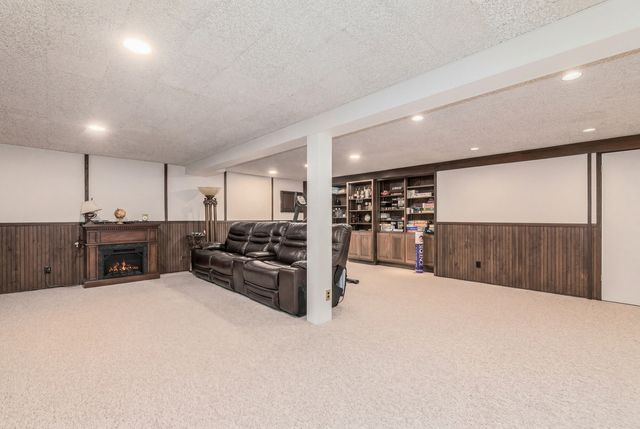 49 Park Lane 49, Park Ridge, IL 60068