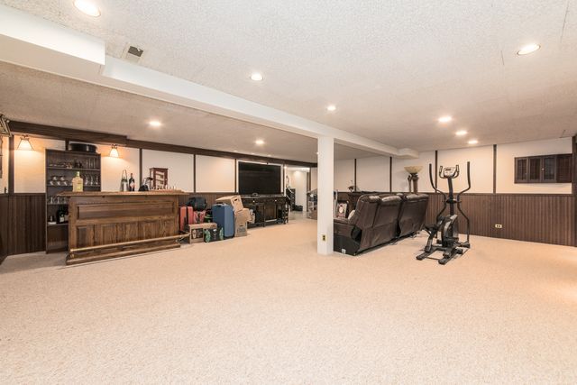 49 Park Lane 49, Park Ridge, IL 60068