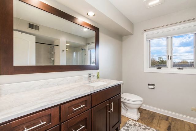 49 Park Lane 49, Park Ridge, IL 60068