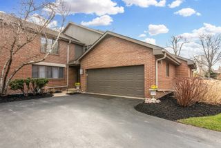49 Park Lane 49, Park Ridge, IL 60068