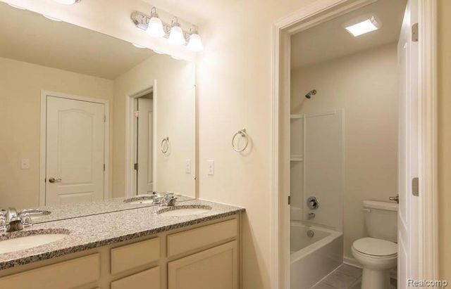 24792 IVY Lane, Novi, MI 48375