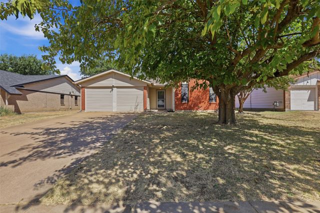 1420 Laurel Lane, Cleburne, TX 76033