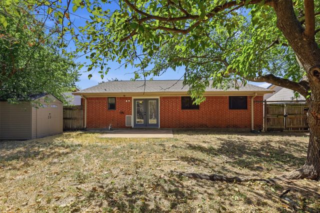 1420 Laurel Lane, Cleburne, TX 76033