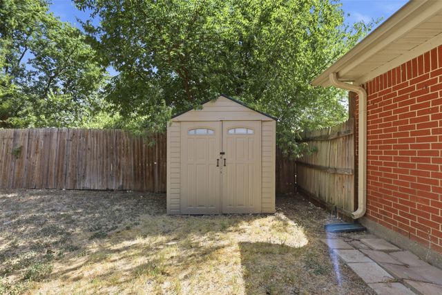 1420 Laurel Lane, Cleburne, TX 76033