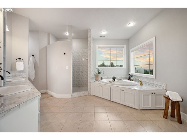 124 POMPANO Rd, Woodland, WA 98674