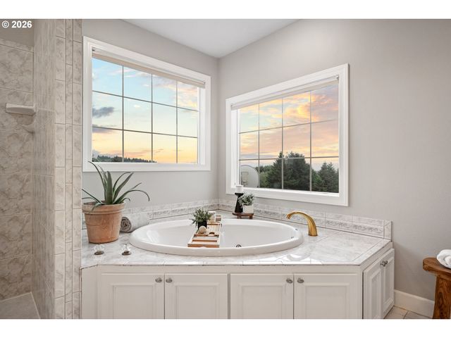 124 POMPANO Rd, Woodland, WA 98674