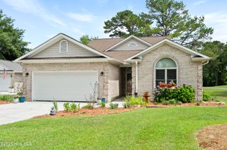 106 N Shore Drive, Sneads Ferry, NC 28460