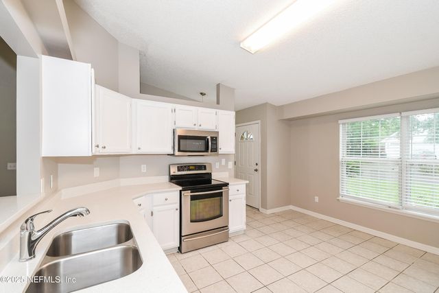 8155 TEATICKET Drive, Jacksonville, FL 32244