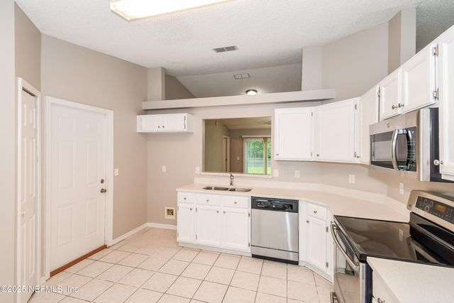 8155 TEATICKET Drive, Jacksonville, FL 32244